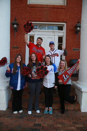 Alumni exude cheer for athletic event